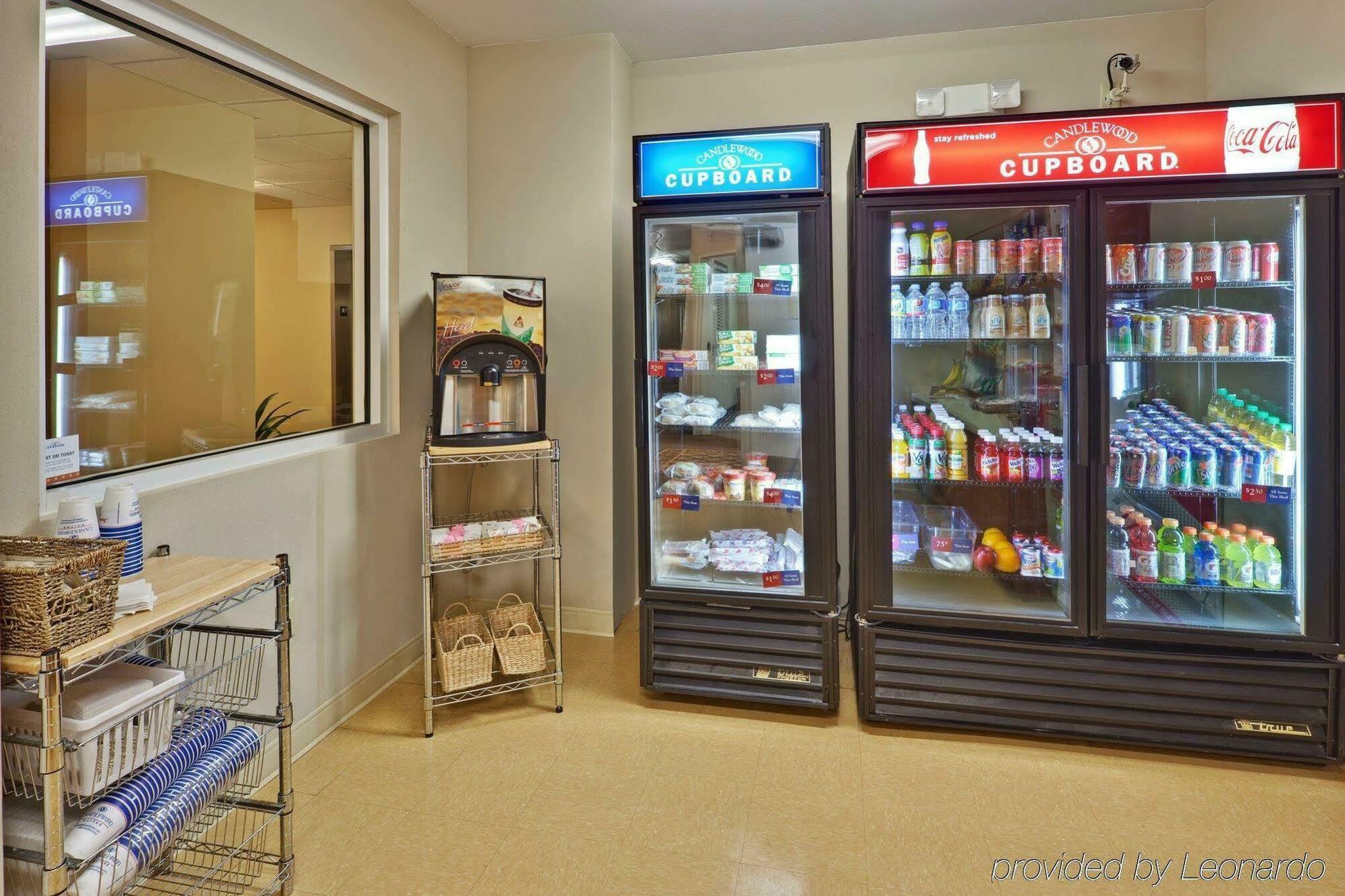 First Inn Suites Germantown Exteriör bild